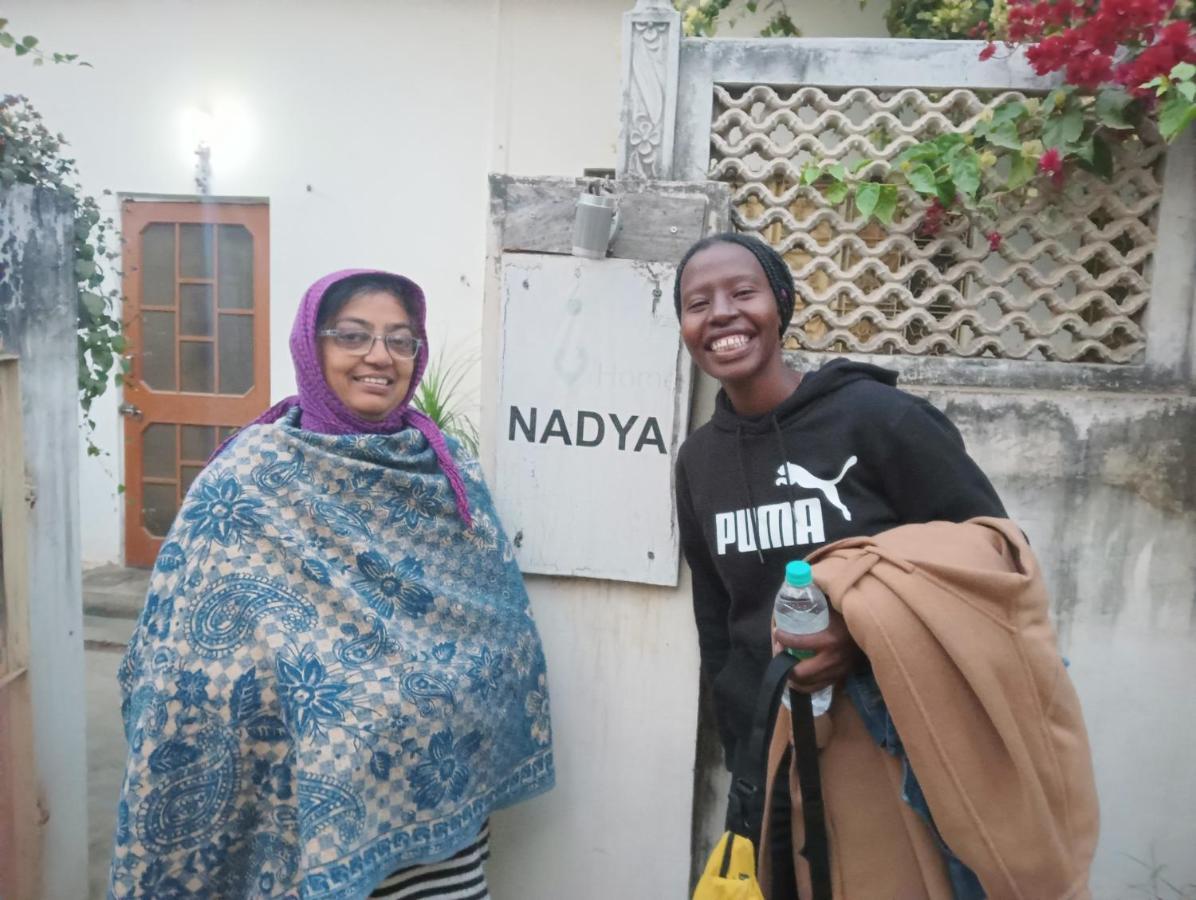 Nadya Homestay For Female & Family Jaipur Eksteriør bilde
