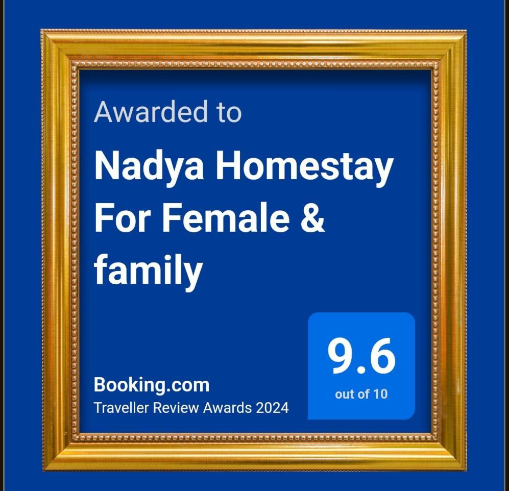 Nadya Homestay For Female & Family Jaipur Eksteriør bilde