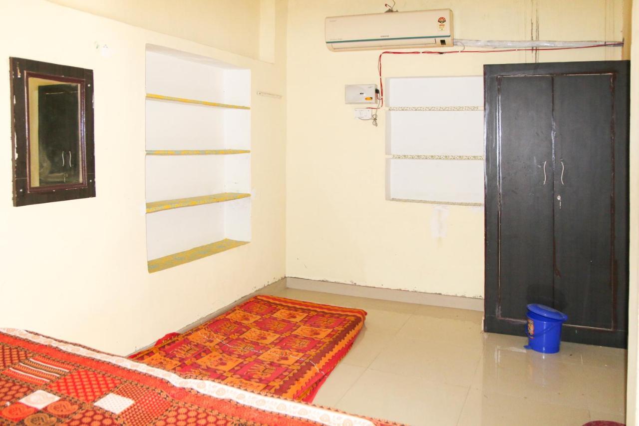 Nadya Homestay For Female & Family Jaipur Eksteriør bilde
