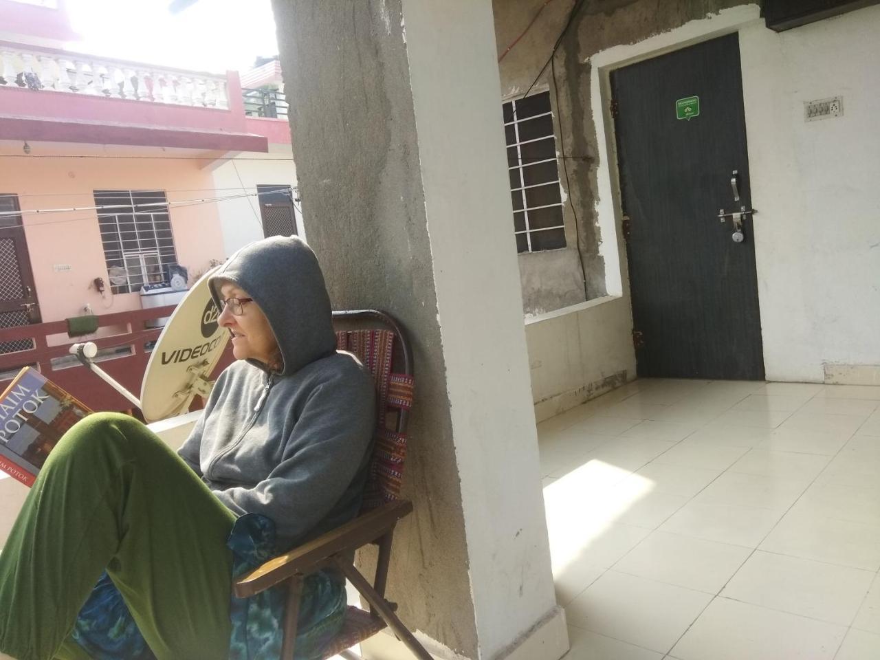 Nadya Homestay For Female & Family Jaipur Eksteriør bilde