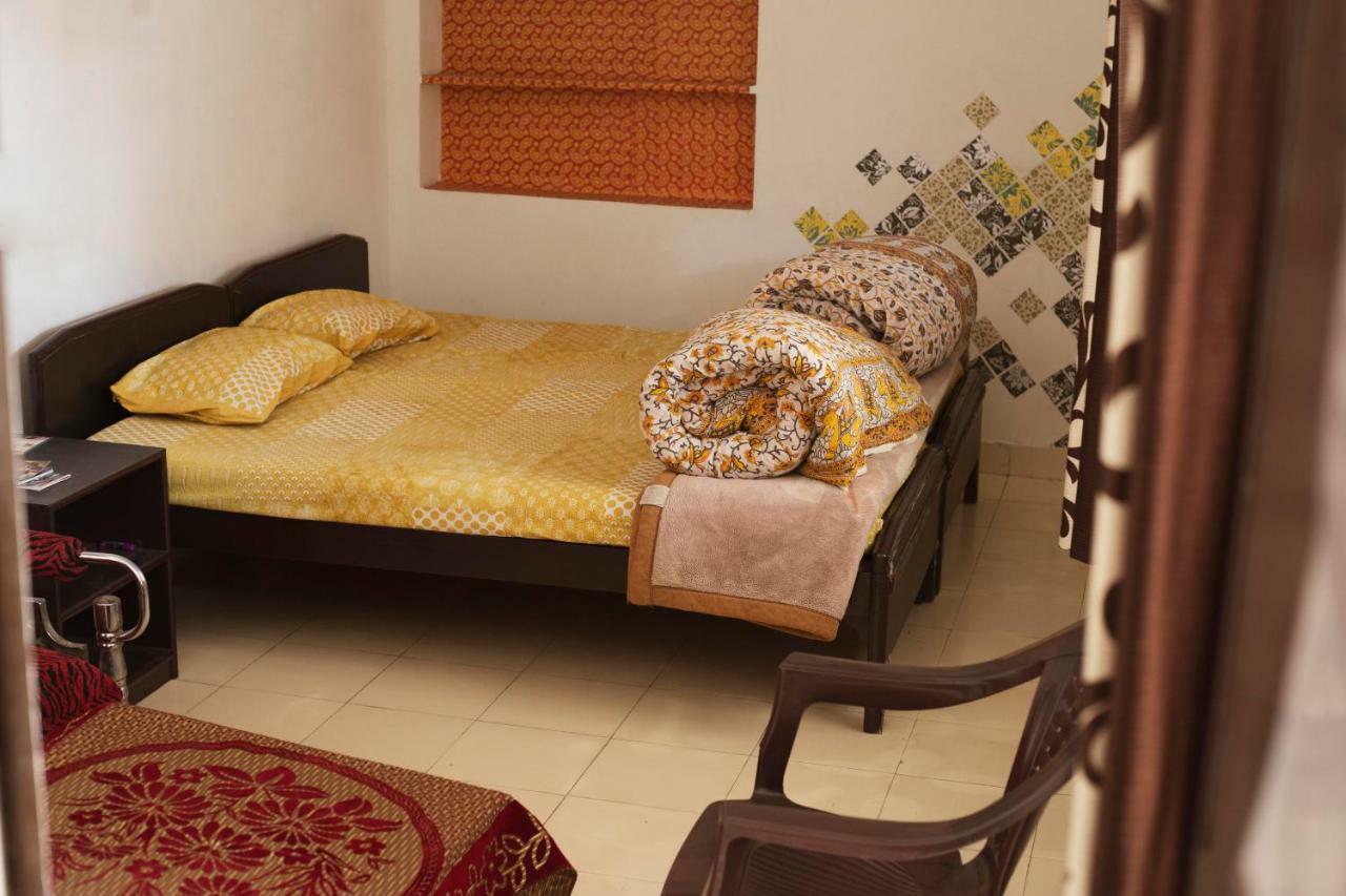 Nadya Homestay For Female & Family Jaipur Eksteriør bilde