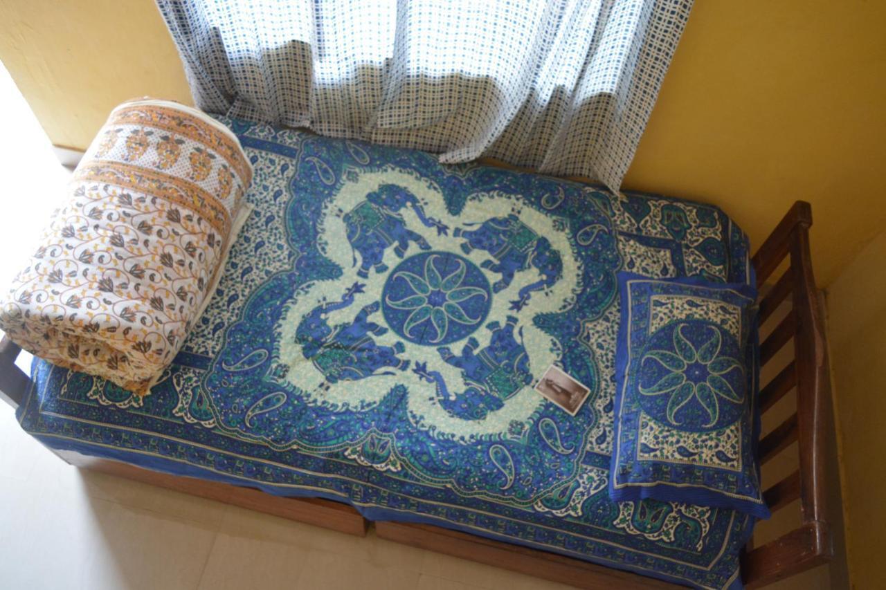 Nadya Homestay For Female & Family Jaipur Eksteriør bilde