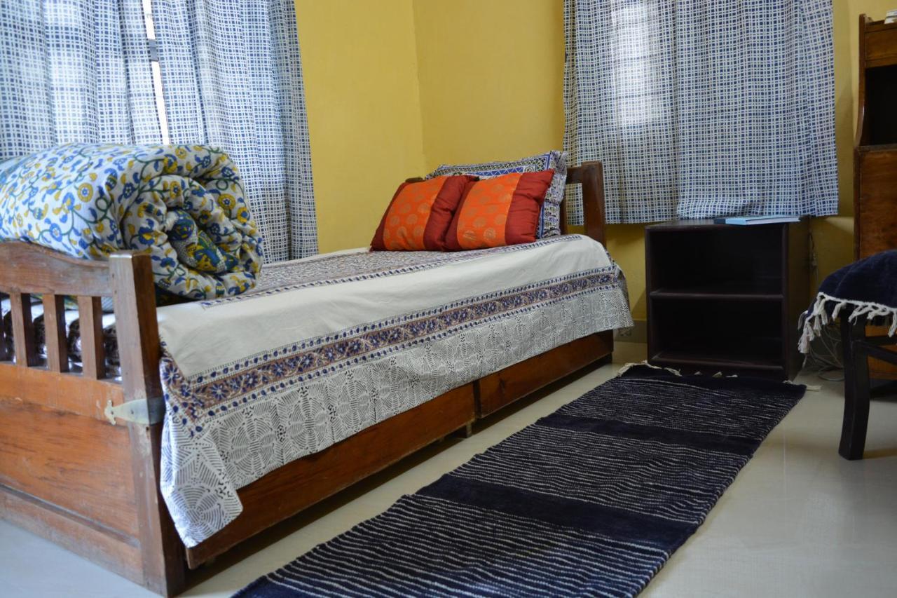 Nadya Homestay For Female & Family Jaipur Eksteriør bilde